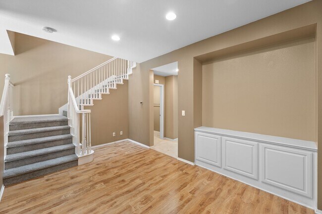 Building Photo - 26820 Marina Point Ln