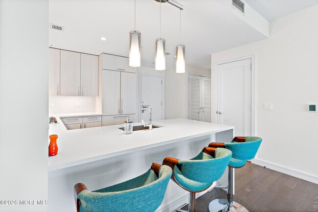 Building Photo - 15 Morris Ave