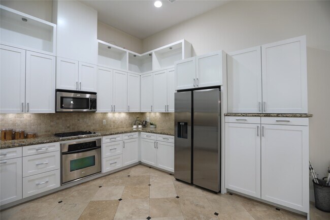 Building Photo - 1608 Patterson St