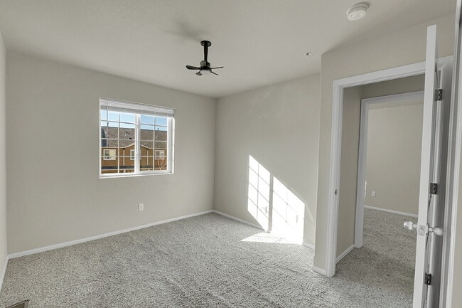 Building Photo - $1,895.95, 3-bed, 2.5-bath townhome located in Colorado Springs.