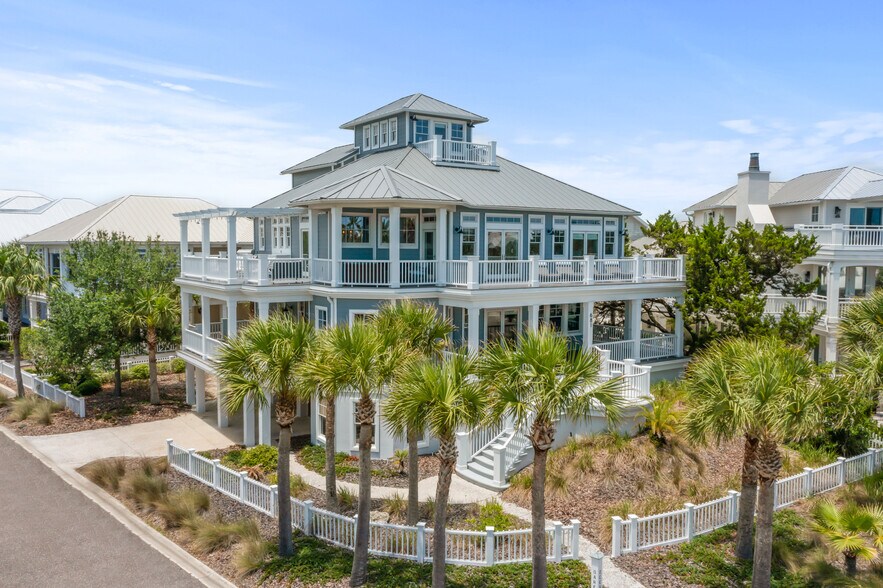 Primary Photo - 681 Ocean Palm Way