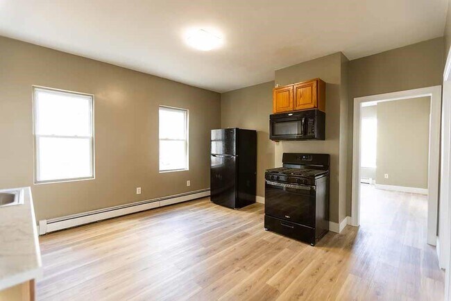 Building Photo - 11 Kelly St