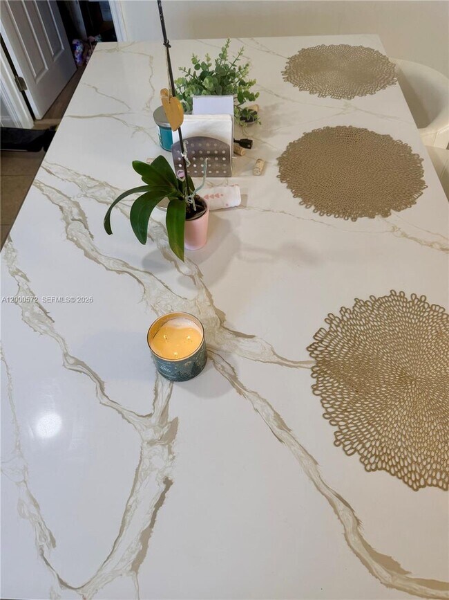 Building Photo - 6497 W 8th Ln