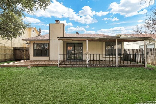 Building Photo - 6943 Sunshine Tree Dr