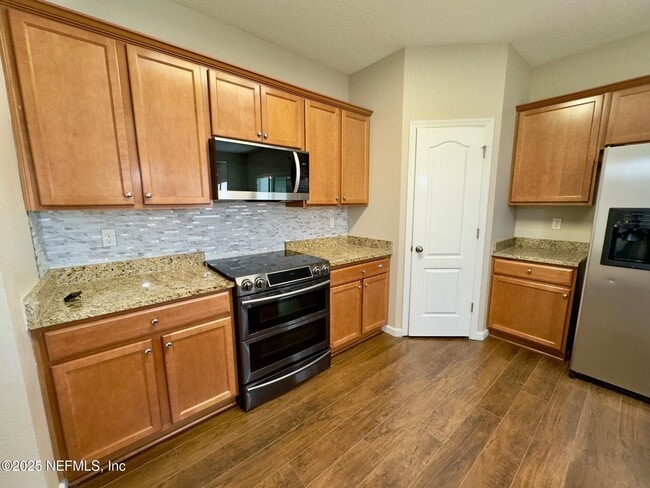 Building Photo - 3705 Old Hickory Ln