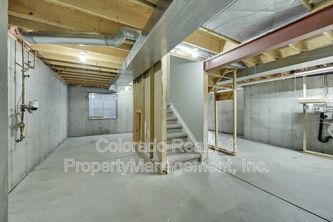 Building Photo - 12680 S Mile Creek Ct