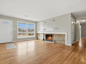 Building Photo - 2110 Carlisle Rd