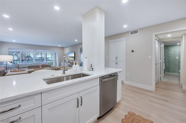 Building Photo - 6371 Pelican Bay Blvd