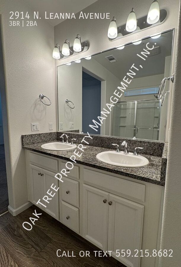 Building Photo - 2914 N Leanna Ave