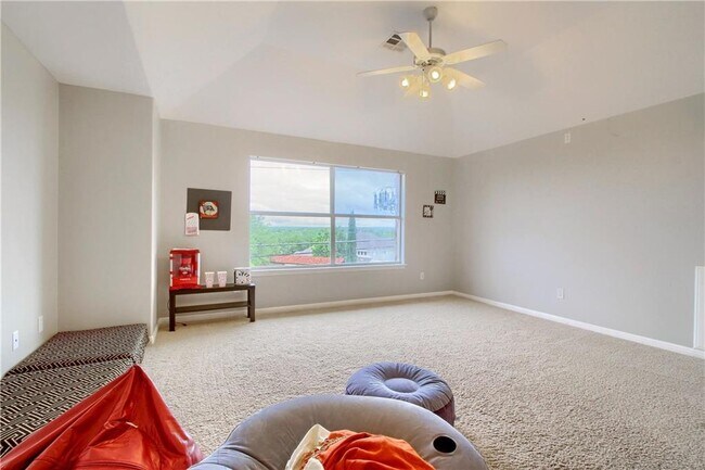 Building Photo - 3003 Cashell Wood Dr