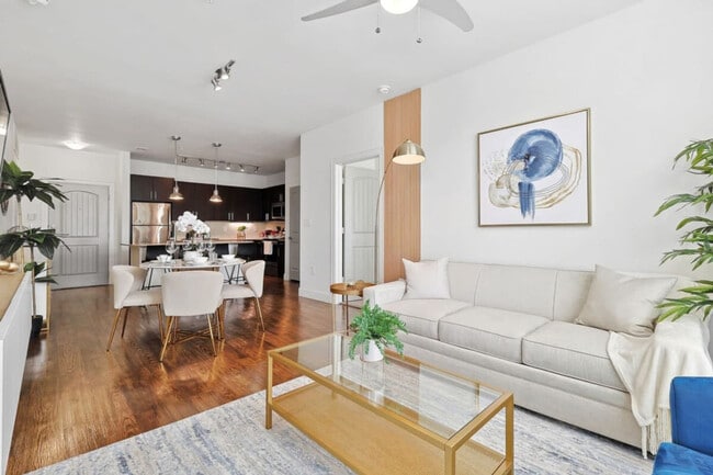 Primary Photo - 5445 Town and Country Blvd