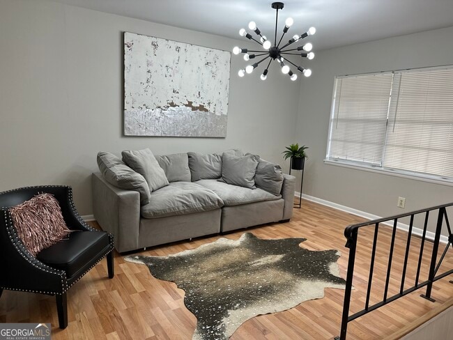 Building Photo - 1613 Apple Valley Dr