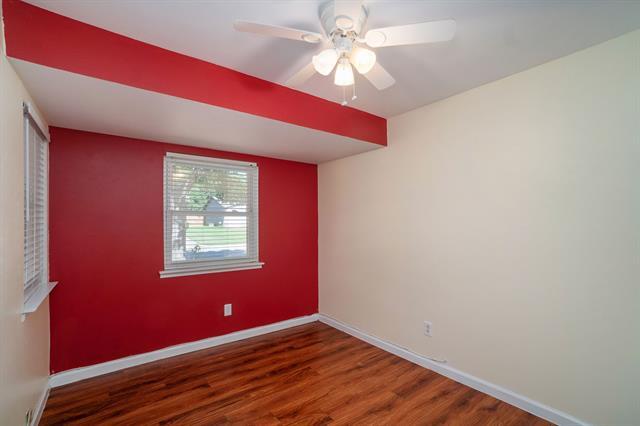 Building Photo - 1202 Crane Dr