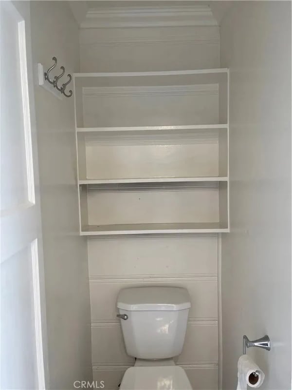 Building Photo - 303 34th St