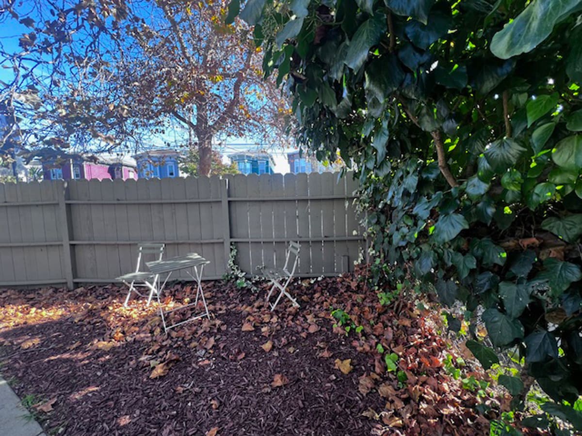 Building Photo - 1039 Peralta St