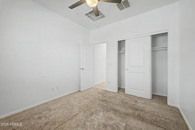 Building Photo - 21254 W Hubbell St