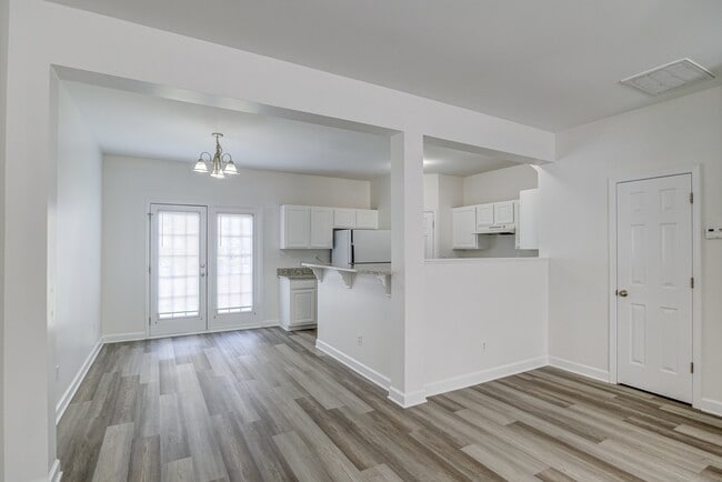 Building Photo - 8321 Glenwood Springs Ct
