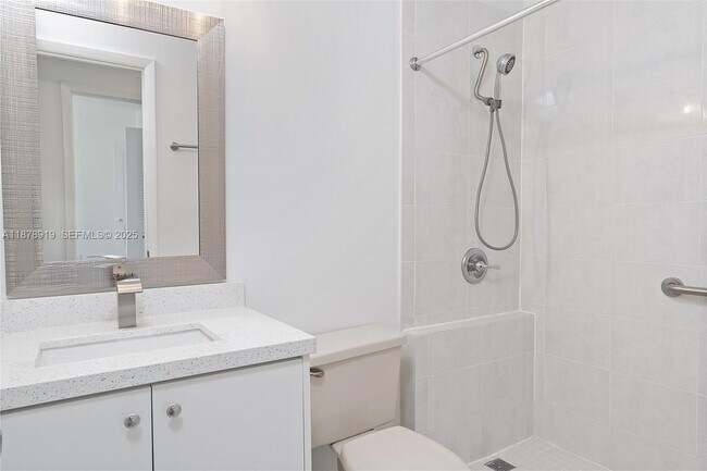 Building Photo - 11828 SW 100th St