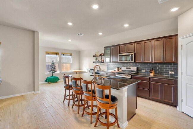 Building Photo - 2310 Bellewood Ct