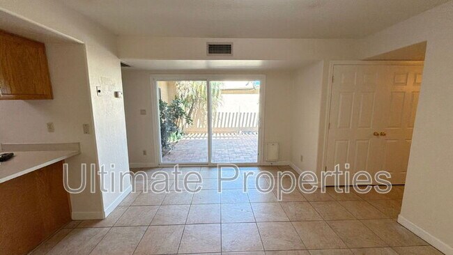 Building Photo - 5814 W Gelding Dr