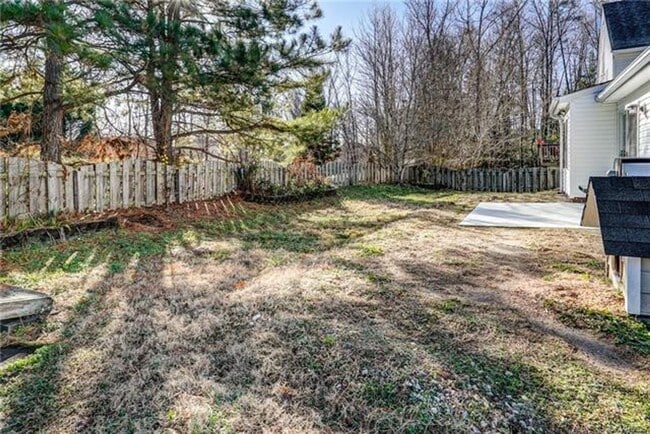 Building Photo - 7731 Blue Cedar Dr