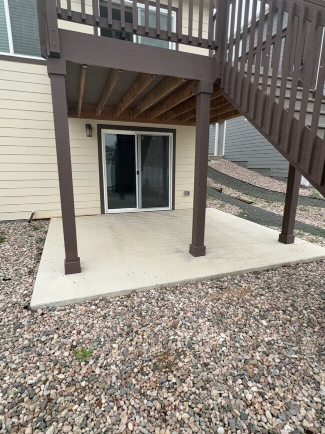 Building Photo - 3 Bed. 2 Bath, 2 Car Garage in Promontory