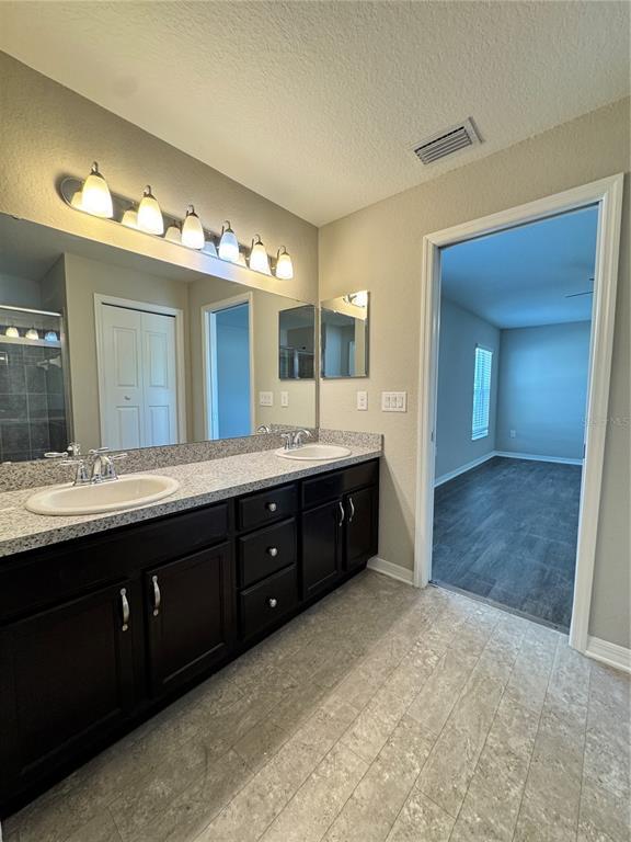 Building Photo - 3127 24th St W