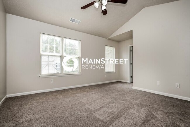 Building Photo - 4 Bedroom Pet-Friendly Home in LITHONIA, GA with Main Street Renewal