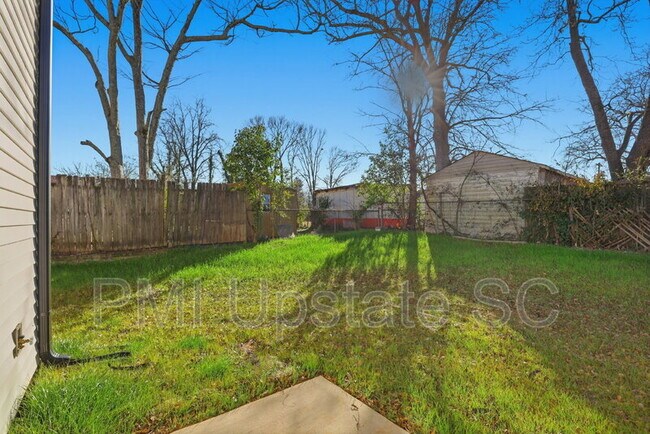 Building Photo - 109 Virginia Ave