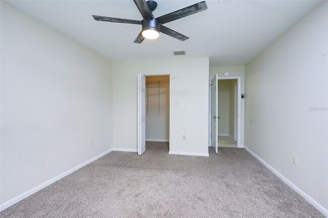 Building Photo - 3614 Pine Knot Dr