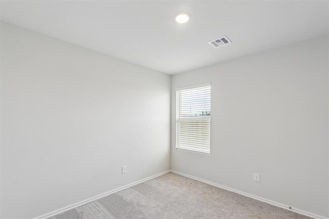 Building Photo - 2213 SE 89th Terrace