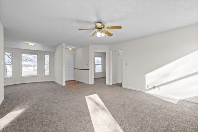 Building Photo - 3 Bedroom Home For Rent In The Quail Ridge Neighborhood!