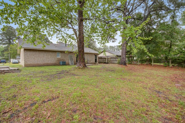 Building Photo - 105 Wadmalaw Cir