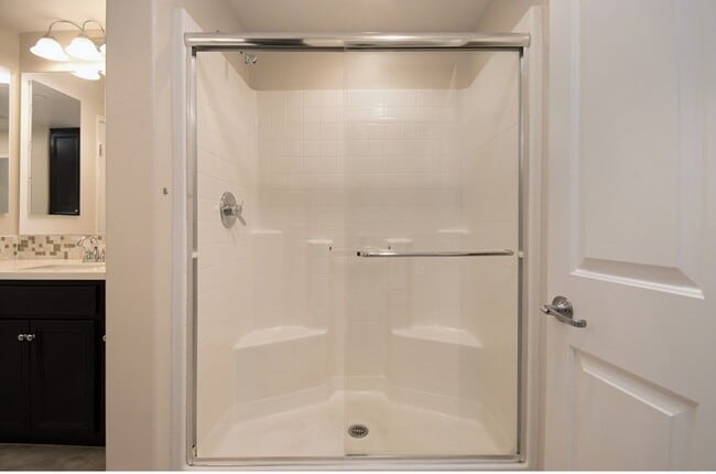 Building Photo - 6680 Canopy Ridge Ln