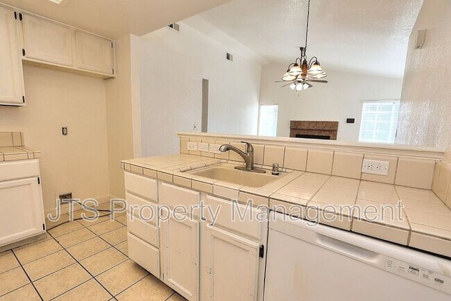 Building Photo - 7733 Temwoods Way