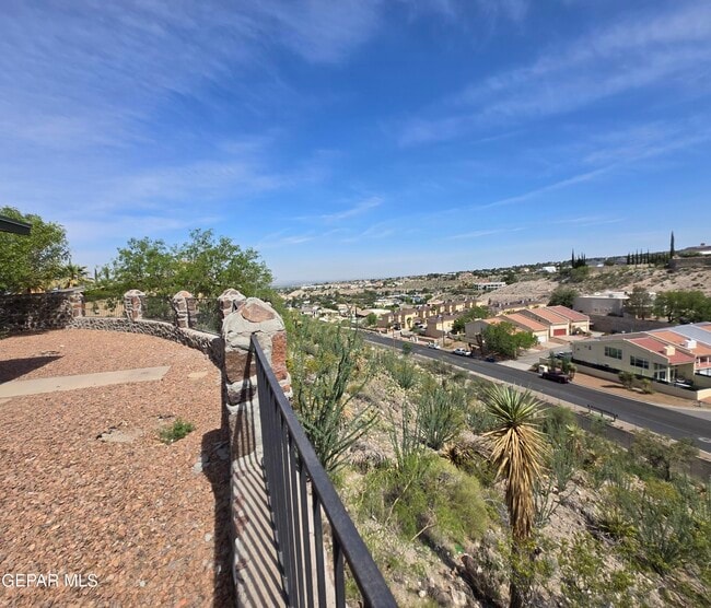 Building Photo - 316 Barbaree Dr