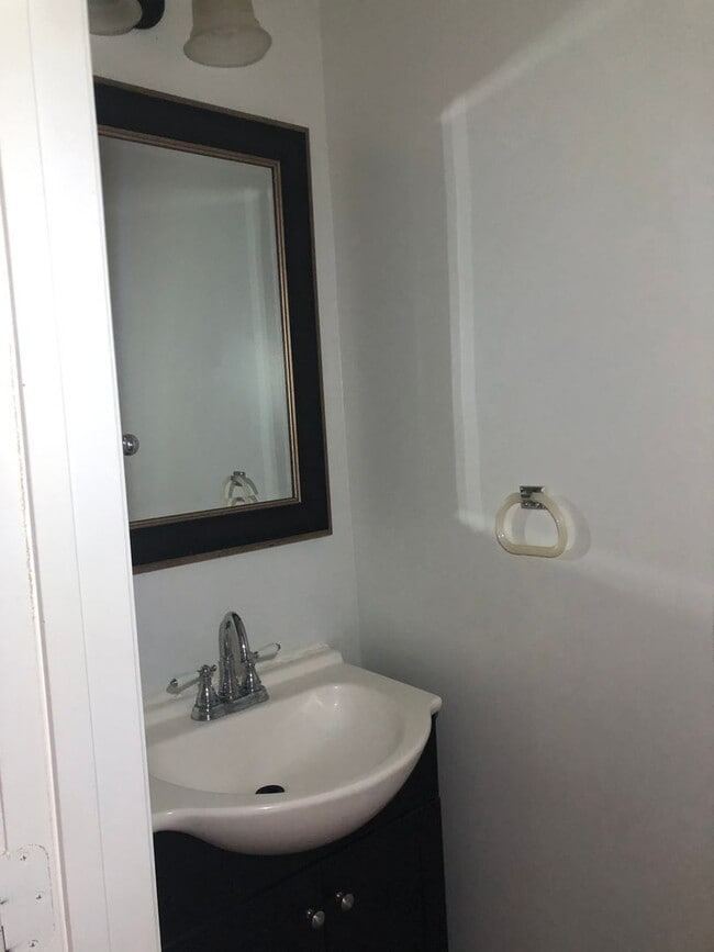 Building Photo - 1003 Peachtree St