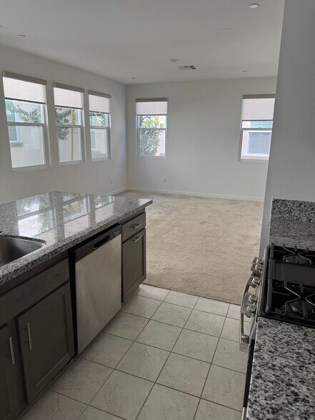 Kitchen & Living area - 26149 Park Ave