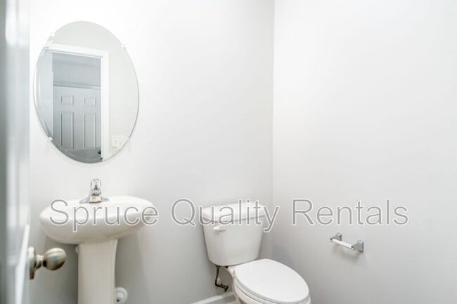 Building Photo - 1243 Aurora Glen Dr