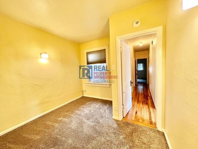 Building Photo - 594 S Ogden St