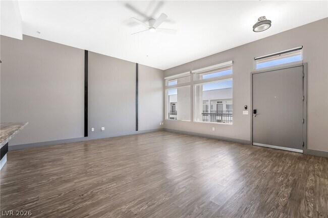 Building Photo - 2775 W Pebble Rd
