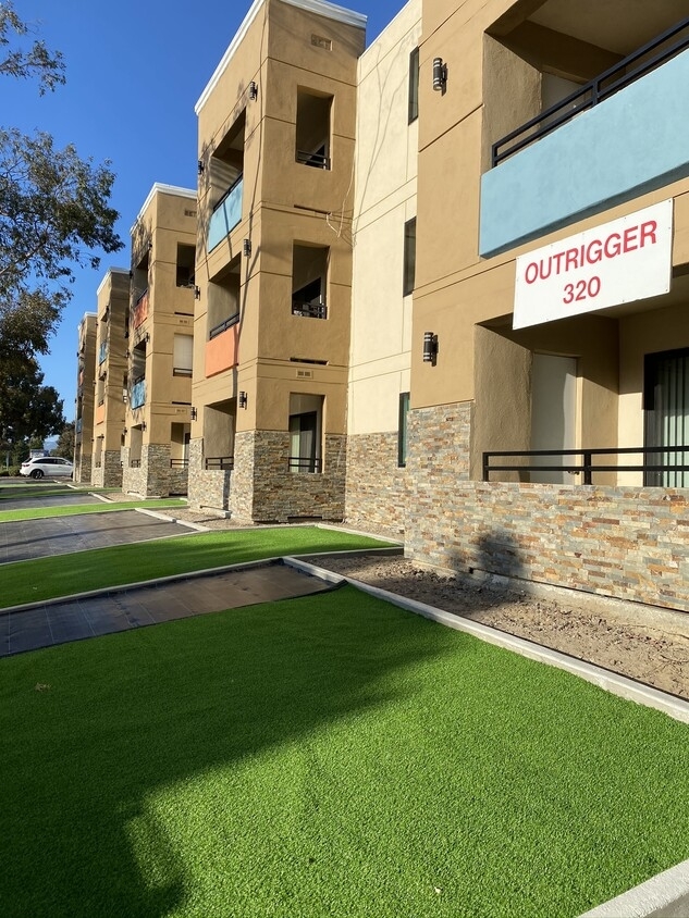 Primary Photo - Outrigger Apartments