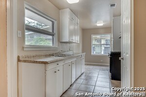 Building Photo - 211 Green Meadow Blvd