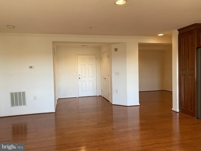 Building Photo - 12236 Roundwood Rd