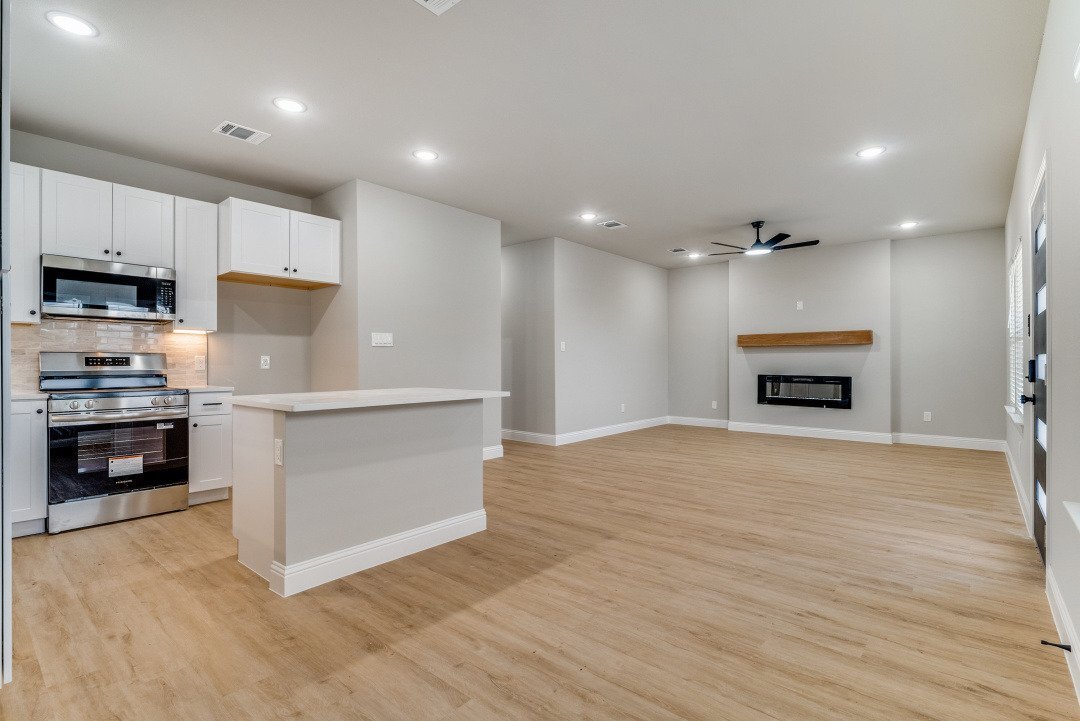 Building Photo - 2707 Brazos River Dr