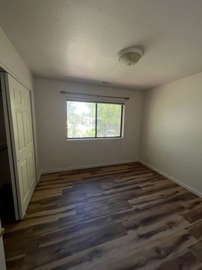 Building Photo - Ponderosa Trails - 4 bedroom house $3,975