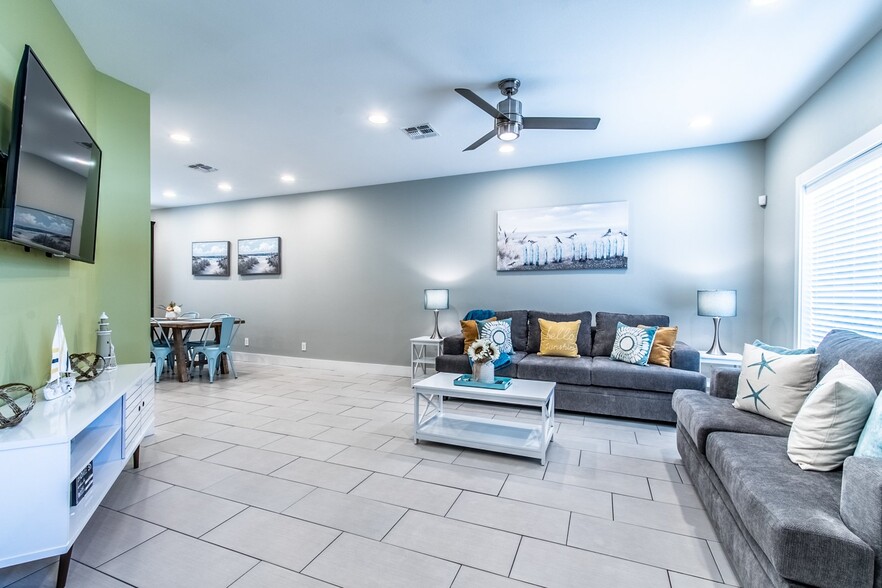 Building Photo - 14309 Kemps Way