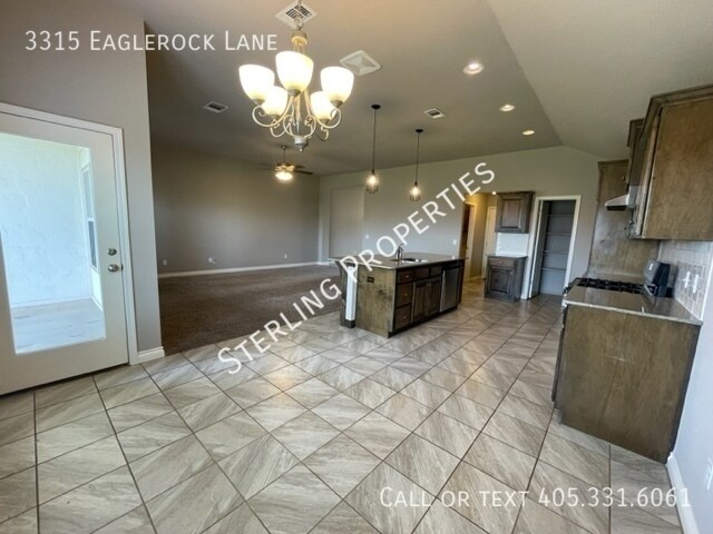 Building Photo - 3315 Eaglerock Ln