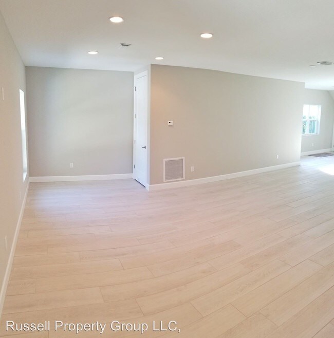 Building Photo - 4 br, 2.5 bath House - 227 46th Ave N