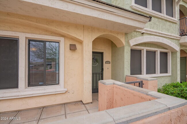 Primary Photo - 10757 N 74th St